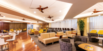 Hawaiian-Airlines-Plumeria-Lounge-HNL