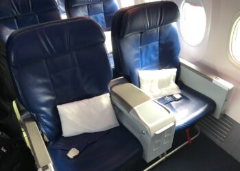 Is Sun Country Airlines First Class Good?