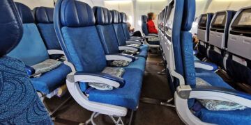 Is Hawaiian Airlines Economy Class Good?