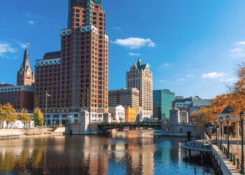Hotels near Milwaukee Airport