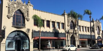 Hotels near Santa Ana Airport