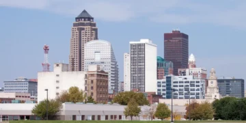 Des Moines